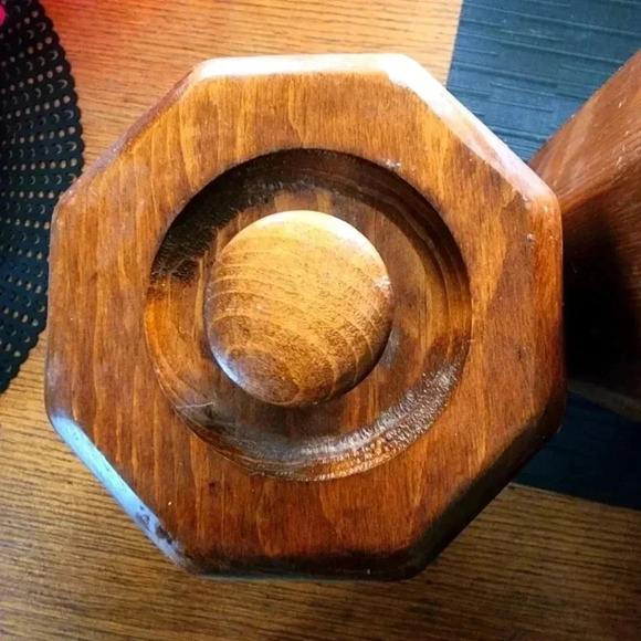 Vtg MCM Wooden Kitchen 1 of 4 Canister Kitchen Food Storage Teak Octagon - Picture 4 of 4